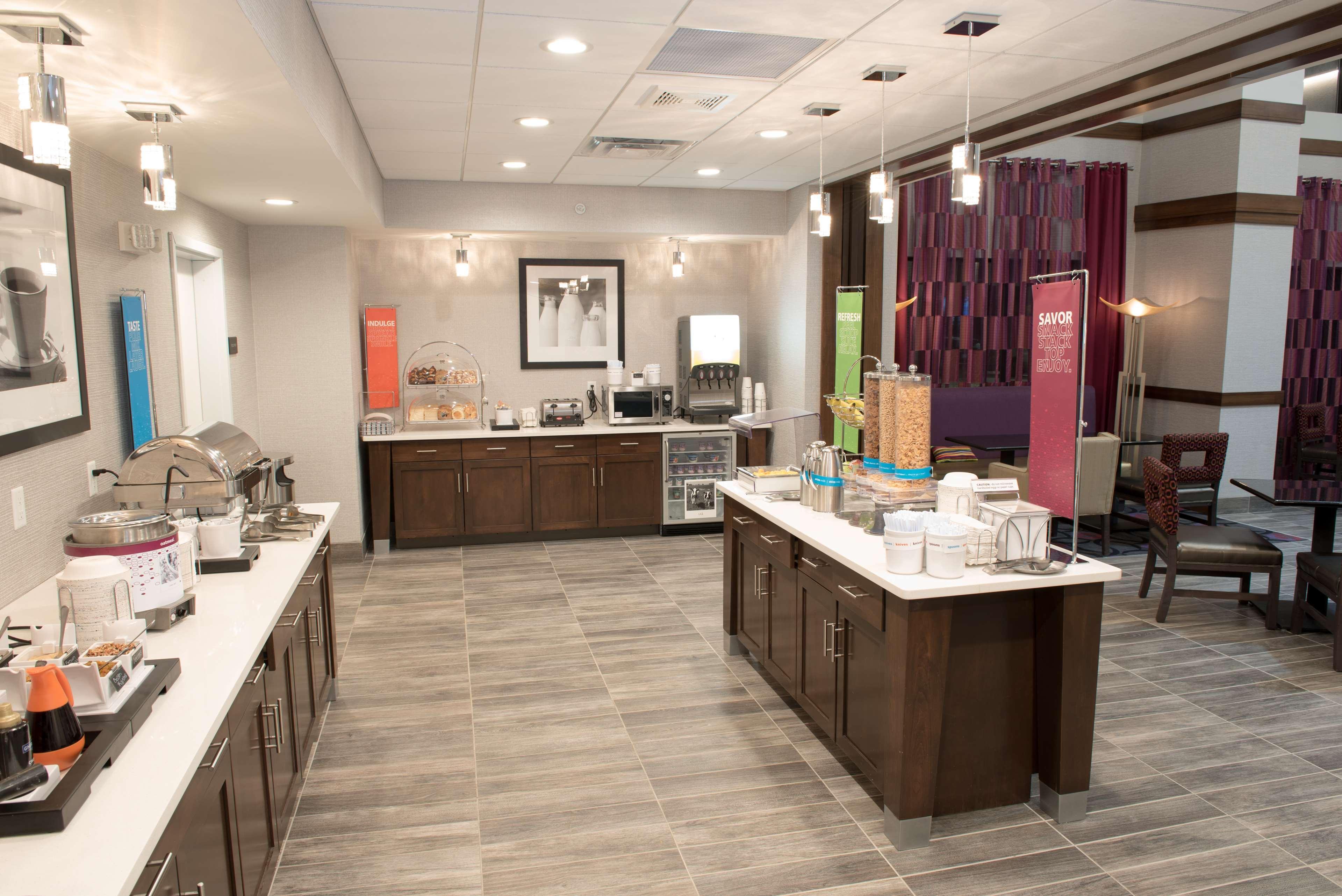 Hampton Inn & Suites Bay City Bagian luar foto