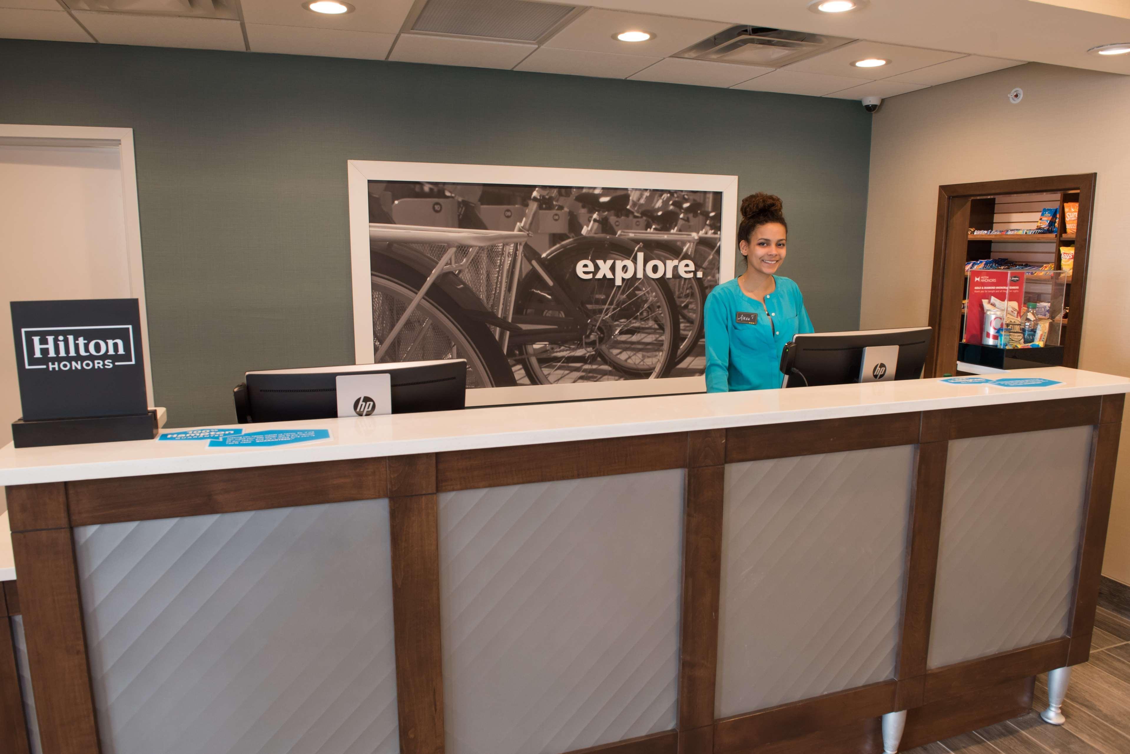 Hampton Inn & Suites Bay City Bagian luar foto